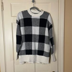 Abercrombie & Fitch Black & White/Cream Plaid Knit Crew Neck Sweater Size XS